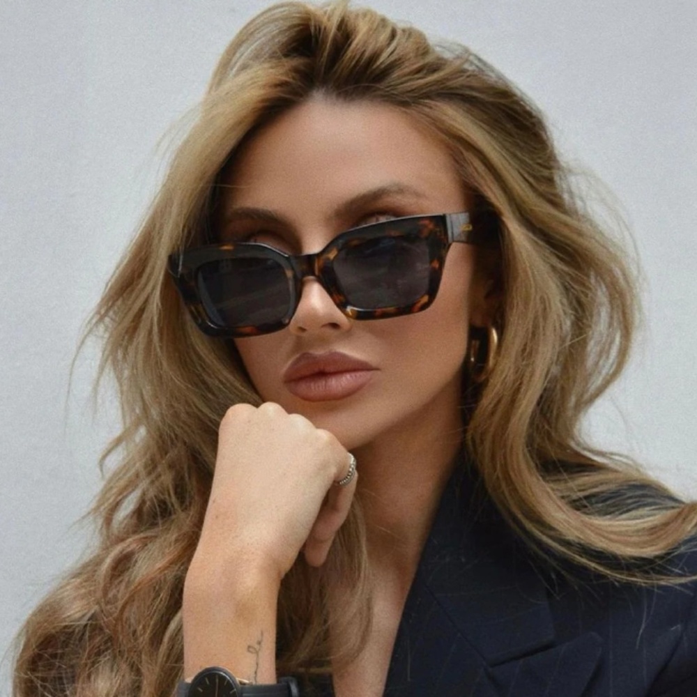 CIRCULR Trendy Square Sunglasses (Blanco - Brown)